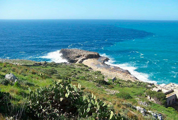 Santa Maria di Leuca, l'abbraccio tra i due mari tra leggenda e realtà