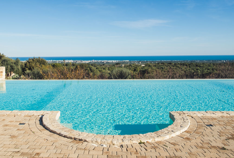 Piscine e relax in Puglia: le destinazioni più esclusive