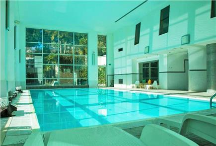Percorso Spa con Accesso alla Piscina Interna Riscaldata per 2 o 3 persone