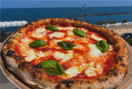 Menù Pizza e Antipasti per 2 o 3 persone