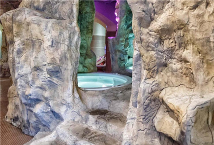 25/04: 1 Notte del 25 Aprile in Mezza Pensione anche con Percorso Spa per 2 persone