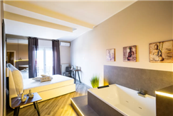 31/12: 1 Notte in Suite "Etnic Suite" con Vasca Idromassaggio + Cenone per 1 persona