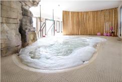 31/10 - 1/11: 1 Notte ad Halloween in B&B o Mezza Pensione, anche con SPA e Massaggio per 2 persone