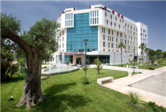 24 o 25/04: 1 Notte del 25 Aprile in B&B o Mezza Pensione anche con SPA e Massaggio per 2 persone