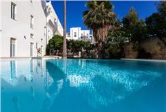 14 o 15/08: 1 Notte a Ferragosto nel Cuore di Lecce con Accesso alla Piscina Esterna per 1 persona