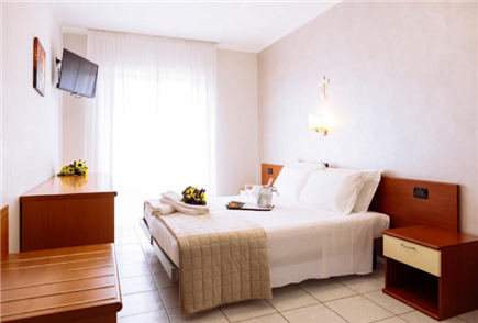 1 Notte Romantica anche in Mezza Pensione o Pensione Completa per 2 persone