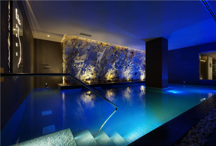 Day Use di 4 ore anche con Spa e Pranzo o Cena per 2 persone