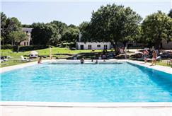 2, 3 o 5 Notti con Accesso alla Piscina Esterna anche in Trullo e in Mezza Pensione per 2 persone