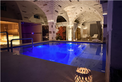 6-7/12: 1 Notte dell'Immacolata in B&B o Mezza Pensione anche con SPA e Massaggio per 2 persone