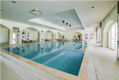 1 Notte Luxury in Mezza Pensione con Accesso alla Piscina Interna Riscaldata per 2 persone