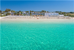 1 Notte anche in Pensione Completa con Accesso al Lido con Ombrellone e Lettino per 2 persone