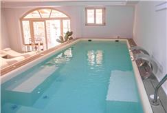 1/11: 1 Notte ad Halloween in Trullo con Percorso Spa, anche in Mezza Pensione e con Massaggio per 2 persone