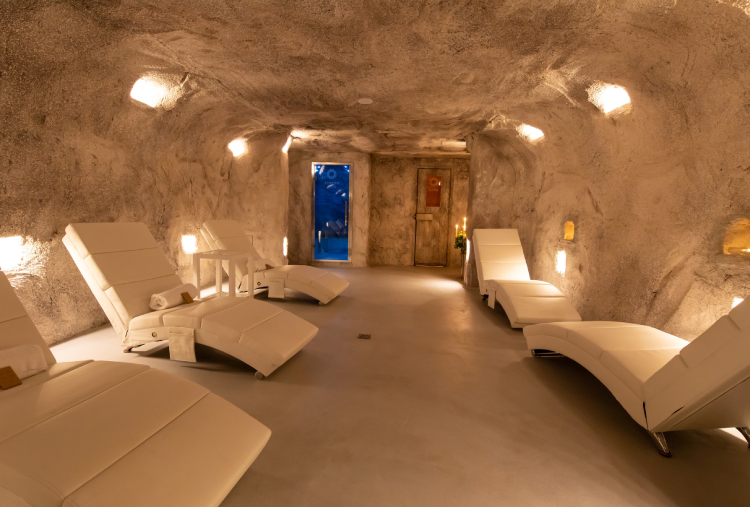 4 o 5/04: 1 Notte a Pasqua Vista Mare con Percorso Spa in Grotta per 2 persone