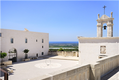 24, 25 o 26/04: 1 Notte del 25 Aprile in B&B o Mezza Pensione anche in Suite con Vasca Idromassaggio per 2 persone