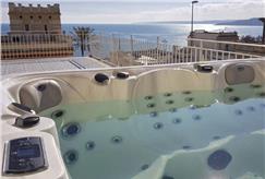1 Notte Vista Mare anche con Jacuzzi per 2 persone