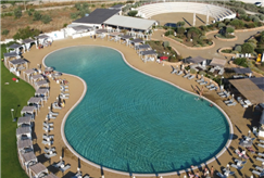 Anche il Sabato: Accesso in Piscina con Ombrellone e Lettino anche con Aperitivo con Drink per 2 o 3 persone