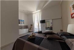 Day Use di 4 ore in Junior Suite con Vasca di Design per 2 persone