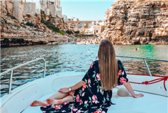 25/04: Escursione in Barca del 25 Aprile a Polignano con Aperitivo a Bordo per 1 persona