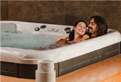 1 Notte anche in Mezza Pensione con Spa e Massaggio per 2 persone