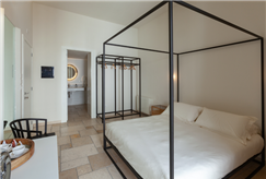 Da Settembre a Giugno: 1 Notte in Camera Superior (Zinzulusa) in B&B + Accesso all'Area Benessere Privata con Aperitivo per 2 persone