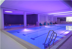1 Notte in B&B o Mezza Pensione con Accesso alle Mini Piscine Esterne anche con Spa e Massaggio per 2 persone