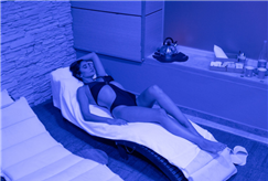 Day Use di Coppia di 4 Ore con Spa anche con Massaggio e Pranzo o Cena per 2 persone