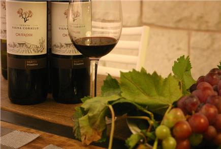 Wine Tour di circa 2 Ore con Degustazione per 2 o 3 persone