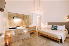 1 Notte anche in Suite con Vasca Idromassaggio e con Accesso all'Area Benessere Privata per 2 persone