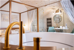 1 Notte in Suite con Vasca Idromassaggio anche con Apericena per 2 persone