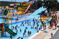 Dal 19 Giugno: Ingresso all'Acquapark con Ombrellone e Lettino anche con Light Lunch per 2, 3 o 4 persone