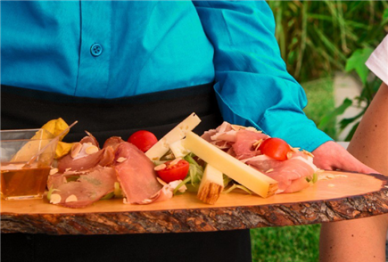 Anche Sabato a Cena e Domenica a Pranzo: Menù con Primo e Secondo per 2 o 3 persone