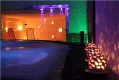 15/02: 1 Notte a San Valentino in B&B con Percorso Benessere anche con Massaggio di Coppia e Trattamento Corpo con Fanghi per 2 persone