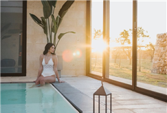 1 Notte con Spa Riservata anche in Junior Suite con Vasca Interna di Design ed Esterna Idromassaggio Riscaldata anche in Mezza Pensione per 2 persone
