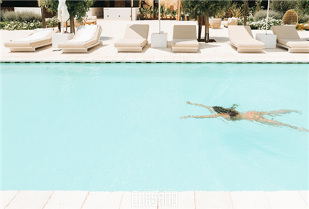 Anche Sabato e Domenica: Accesso alla Piscina Esterna con Ombrellone e Lettini anche con Light Lunch e Massaggio per 2 o 3 persone	