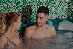 Campania: 1 Notte in Mezza Pensione con Spa Riservata anche con Massaggio per 2 persone