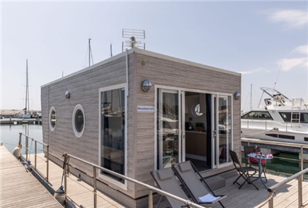 1 Notte in Houseboat per 2 persone