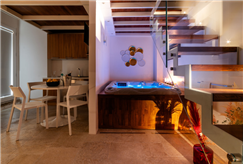 1 Notte in Suite con Vasca Idromassaggio e Bagno Turco per 2 persone