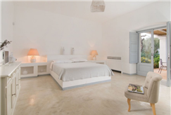 Settembre: 1 Notte in Camera Matrimoniale "Patio Mare" per 2 persone