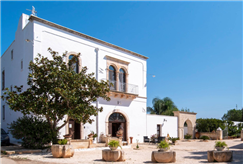 1 Notte in Masseria anche in Mezza Pensione per 2 persone