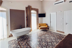 Dal Lunedì al Venerdì: 1 Notte in Suite + Spa per 2 persone