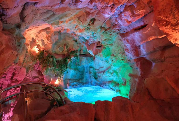 4/04: 1 Notte a Pasqua con Percorso Benessere per 2 persone