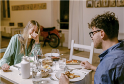 14/02: Cena Romantica di San Valentino con Musica dal Vivo per 2 persone