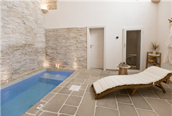 1 Notte in Suite SPA con Piscina Riscaldata in Pietra e Bagno Turco dalla domenica al venerdì per 2 persone