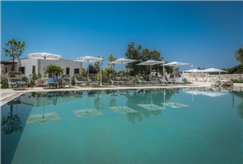 1 Notte con Accesso alla Piscina Esterna anche in Dependence con Vasca Idromassaggio per 2 persone