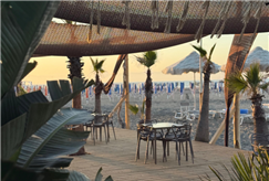 Anche il Sabato: Accesso al Lido con Ombrellone e Lettino per 2 o 3 persone