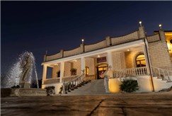 1 Notte tra la Natura in Mezza Pensione con Menù Pizza o Menù Tipico per 2 persone 