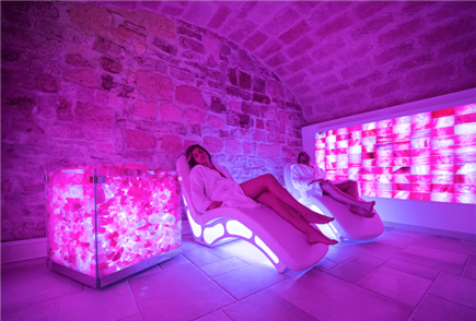 1 Notte in Suite con Vasca Idromassaggio e Private Spa per 2 persone