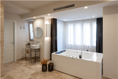 Da Ottobre a Maggio: 1 Notte in Suite con Vasca Idromassaggio dalla domenica al venerdì per 2 persone