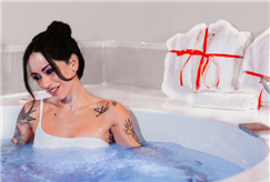 Campania: 1 Notte in B&B o Mezza Pensione anche in Suite con Vasca Idromassaggio e con Accesso alla Piscina Esterna per 2 persone