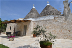 7-8/12: 1 Notte dell'Immacolata in Camera Standard o Trullo per 2 persone
